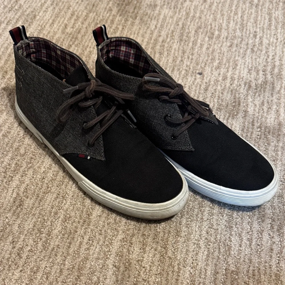 Ben Sherman Black and Gray Chukka Boots Size 10